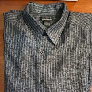 Axcess Men's Black and Gray Geometric Button Down XL short sleeve